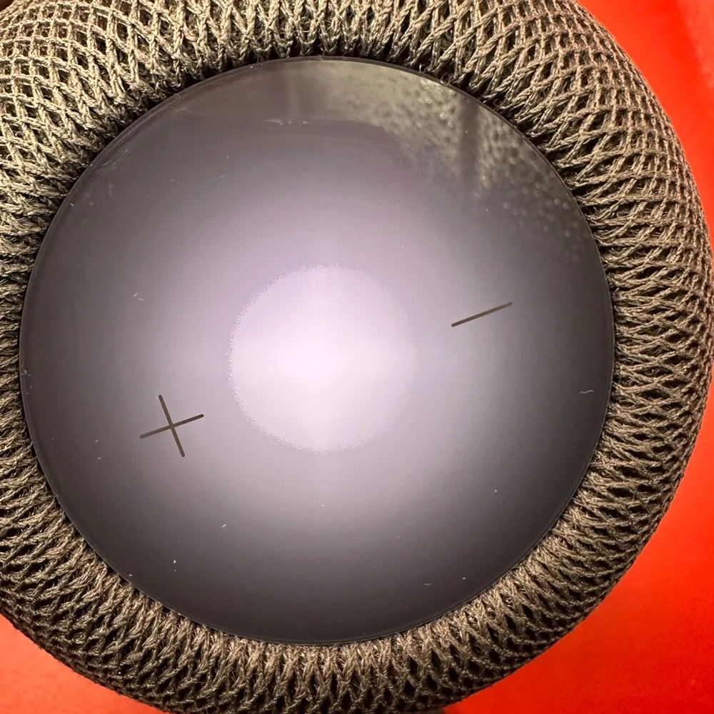 Apple HomePod Mini- without it’s original box - Picture 5 of 7